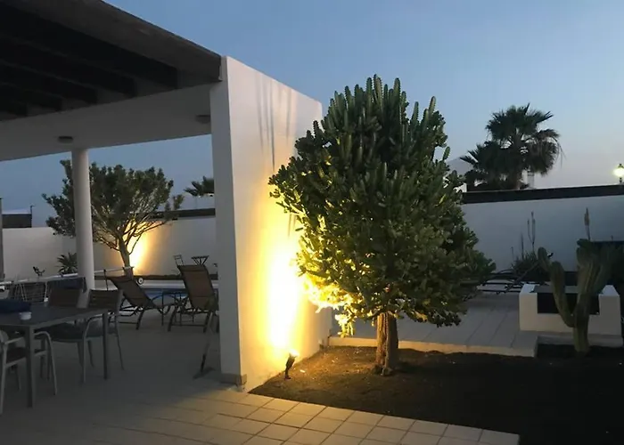Casa *