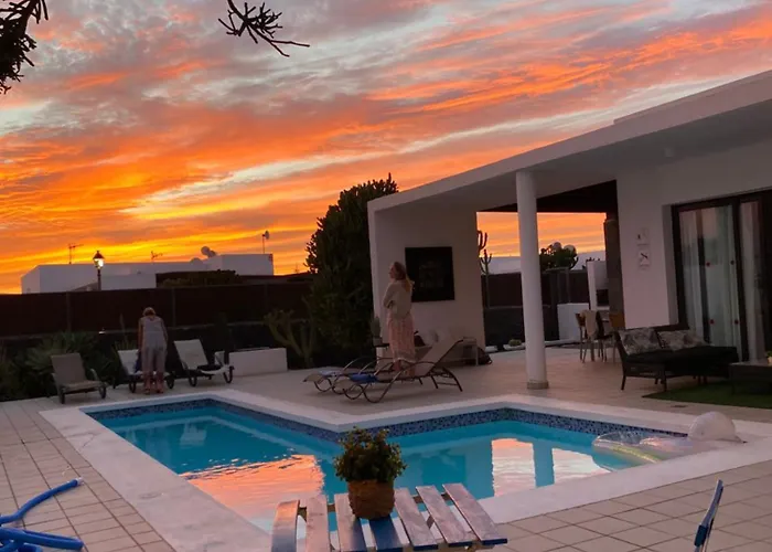 Casa *